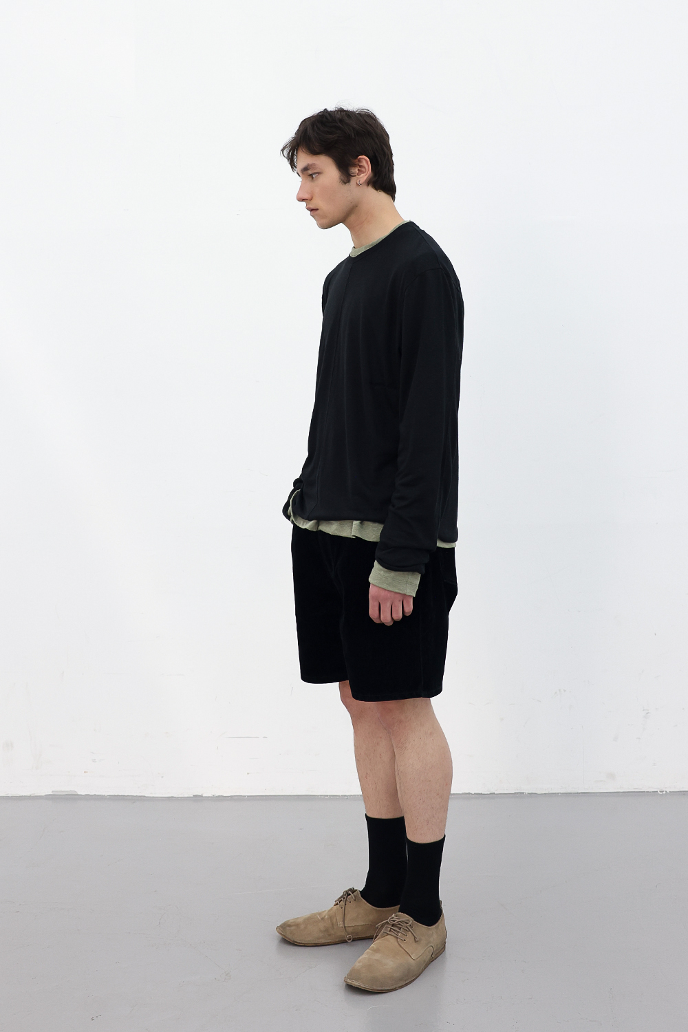 [ANYTIME LOREAK] CAMELLIA LAYERED TEE - KHAKI/BLACK
