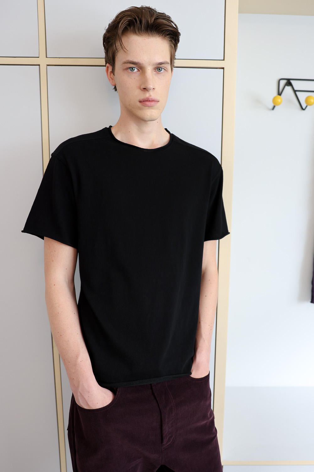 [ANYTIME LOREAK] YUCCA RAW-EDGE HALF KNIT - BLACK