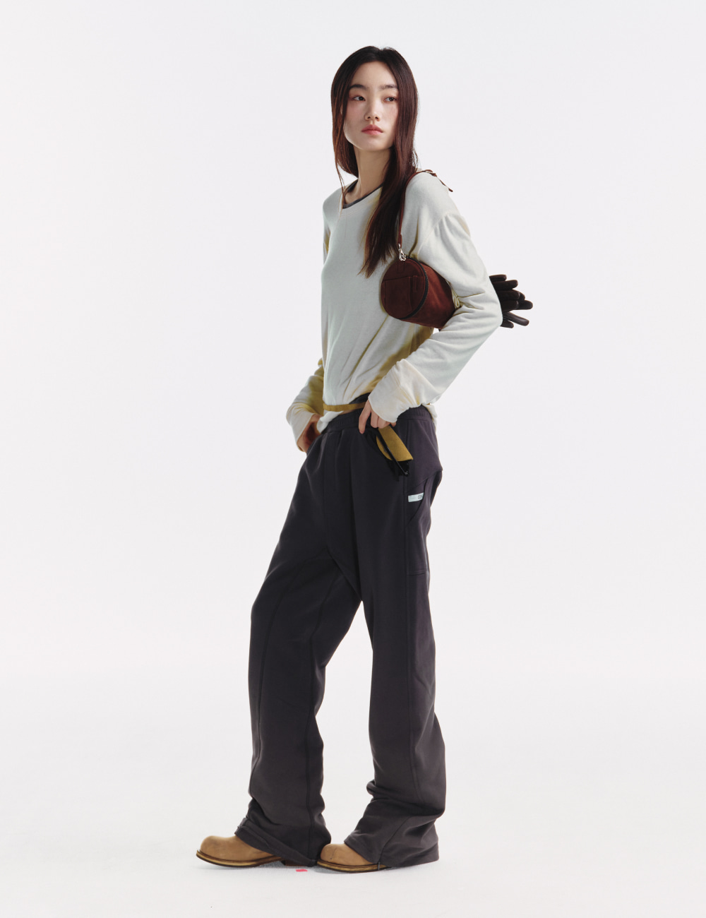 [GEN:RE] Archive Trouser Round Bag Brown