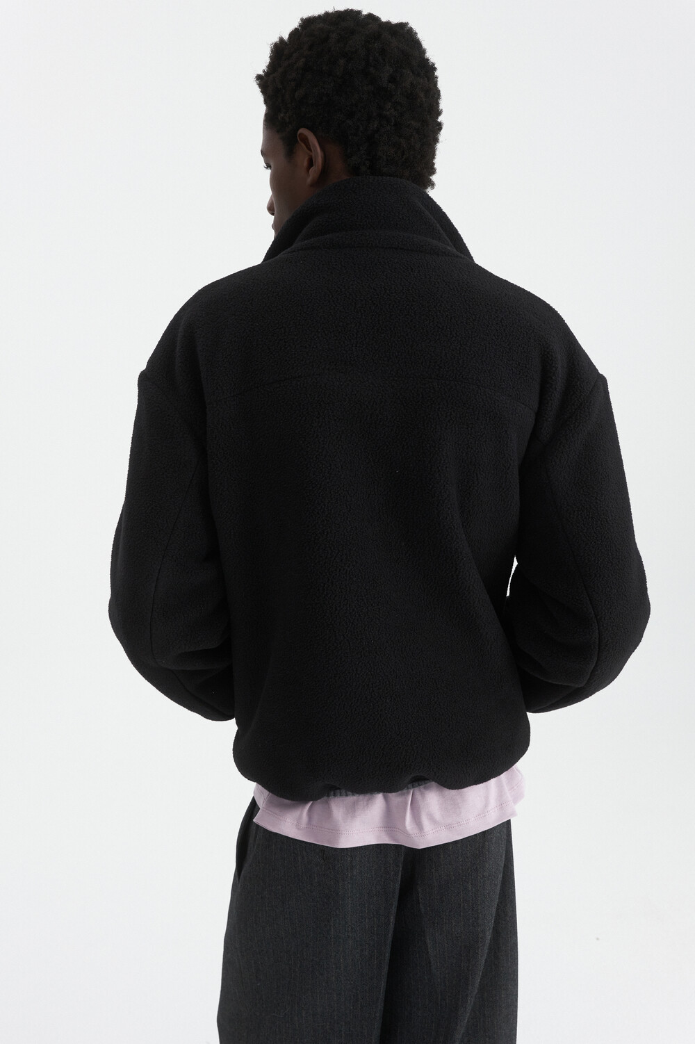 [WINDER] COLLAR CONTRAST FLEECE JUMPER - BLACK