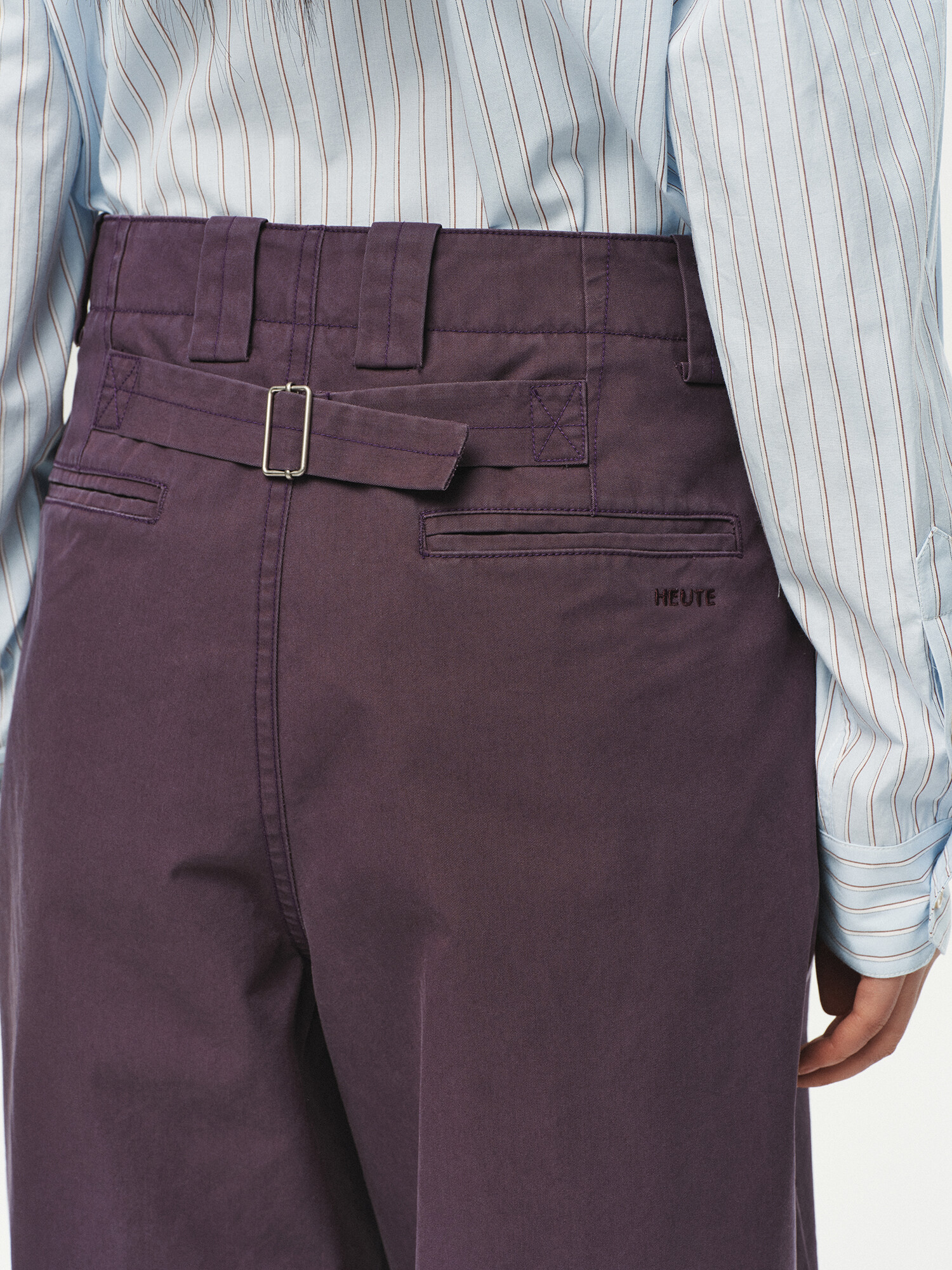 [HEUTE] CURVE LINE WIDE PANTS (PURPLE)