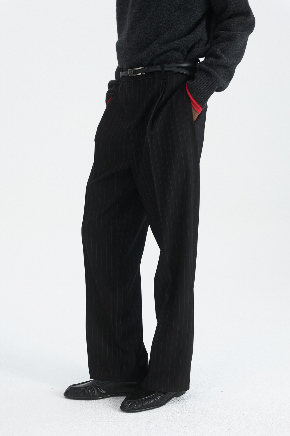 [WINDER] PLEATED WOOL TROUSERS - STRIPE BLACK