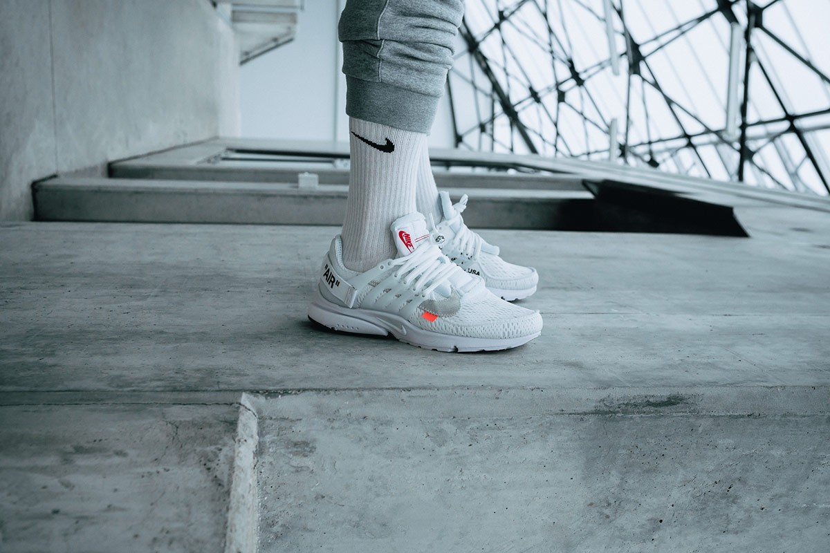 nike off white presto v2