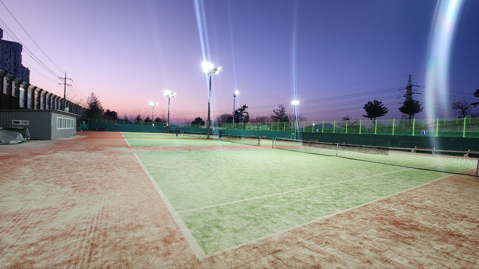 8f25fe920127b.jpg