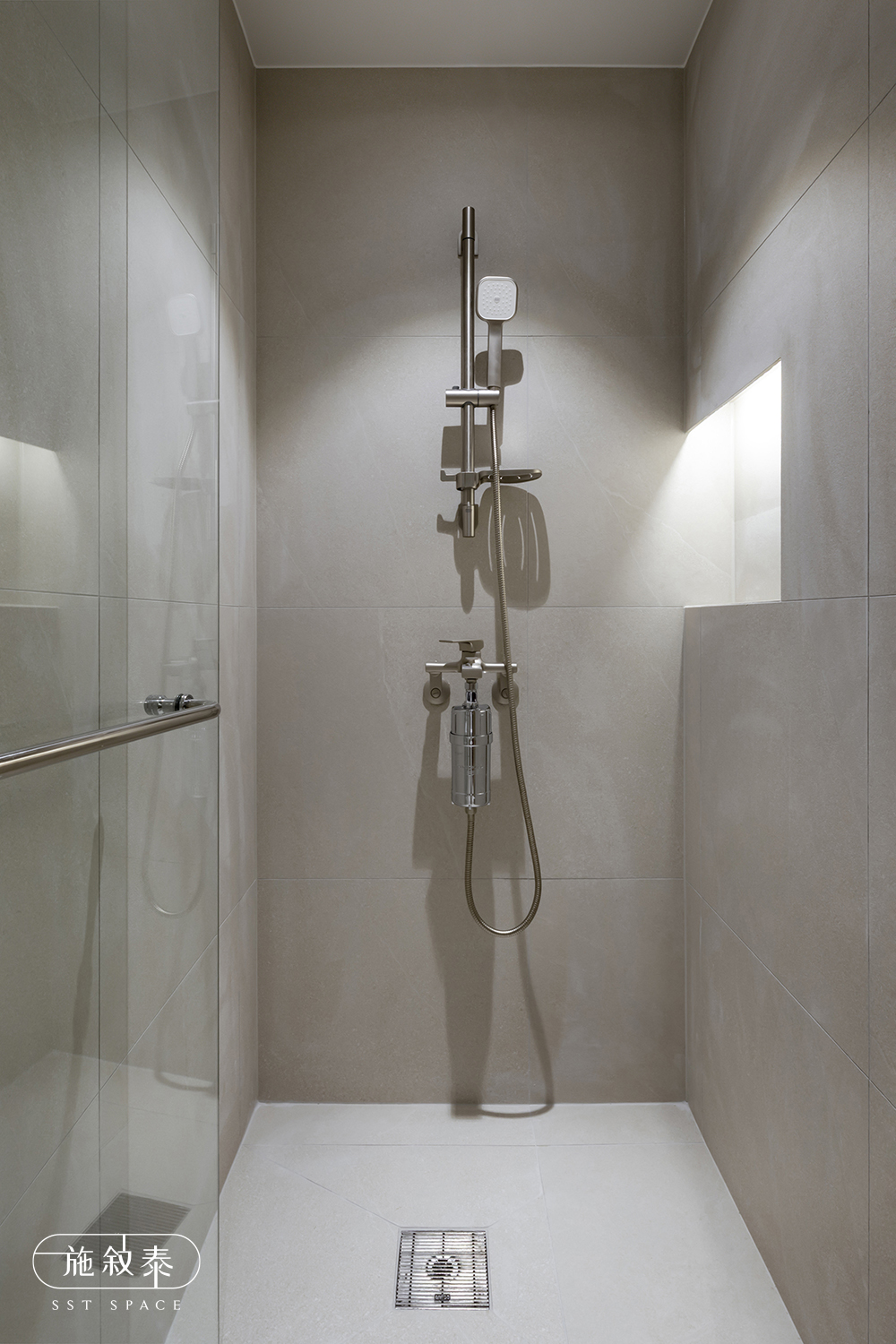 6f52e8bd69677.jpg