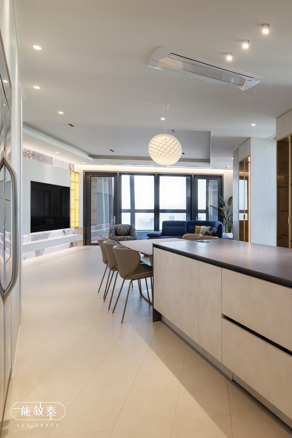 b3b21ad168a22.jpg