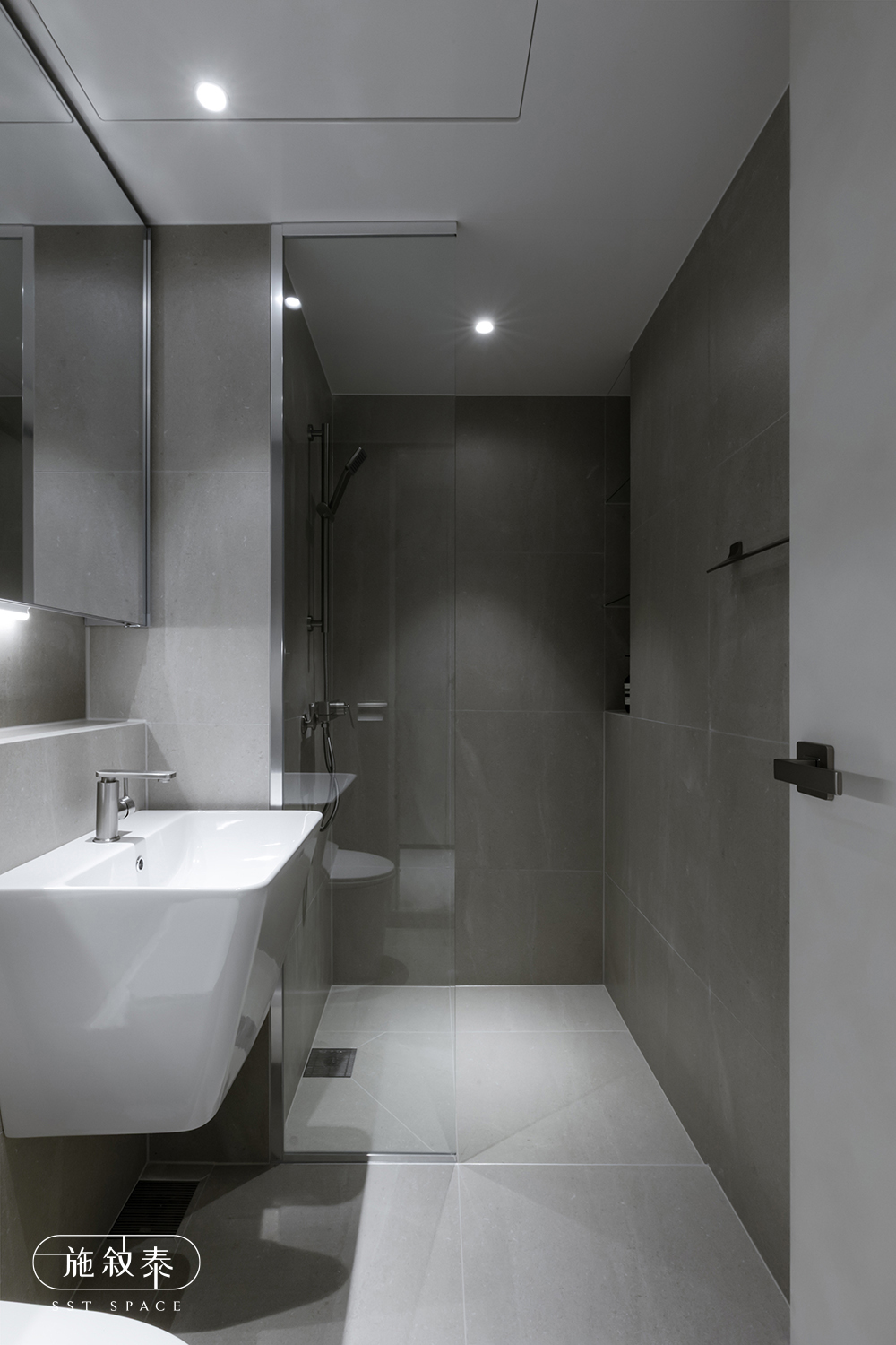 f20e1f2ca3529.jpg
