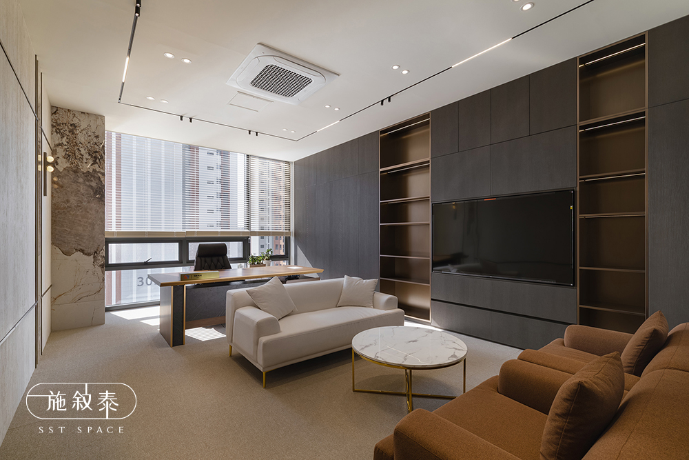 f3eda4685cbf5.jpg