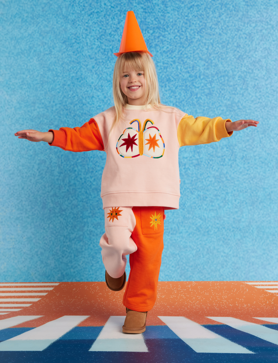 HALCYON NIGHTS Fleece Appliqué Sweater Flutterby 헬시온나이츠 26FW