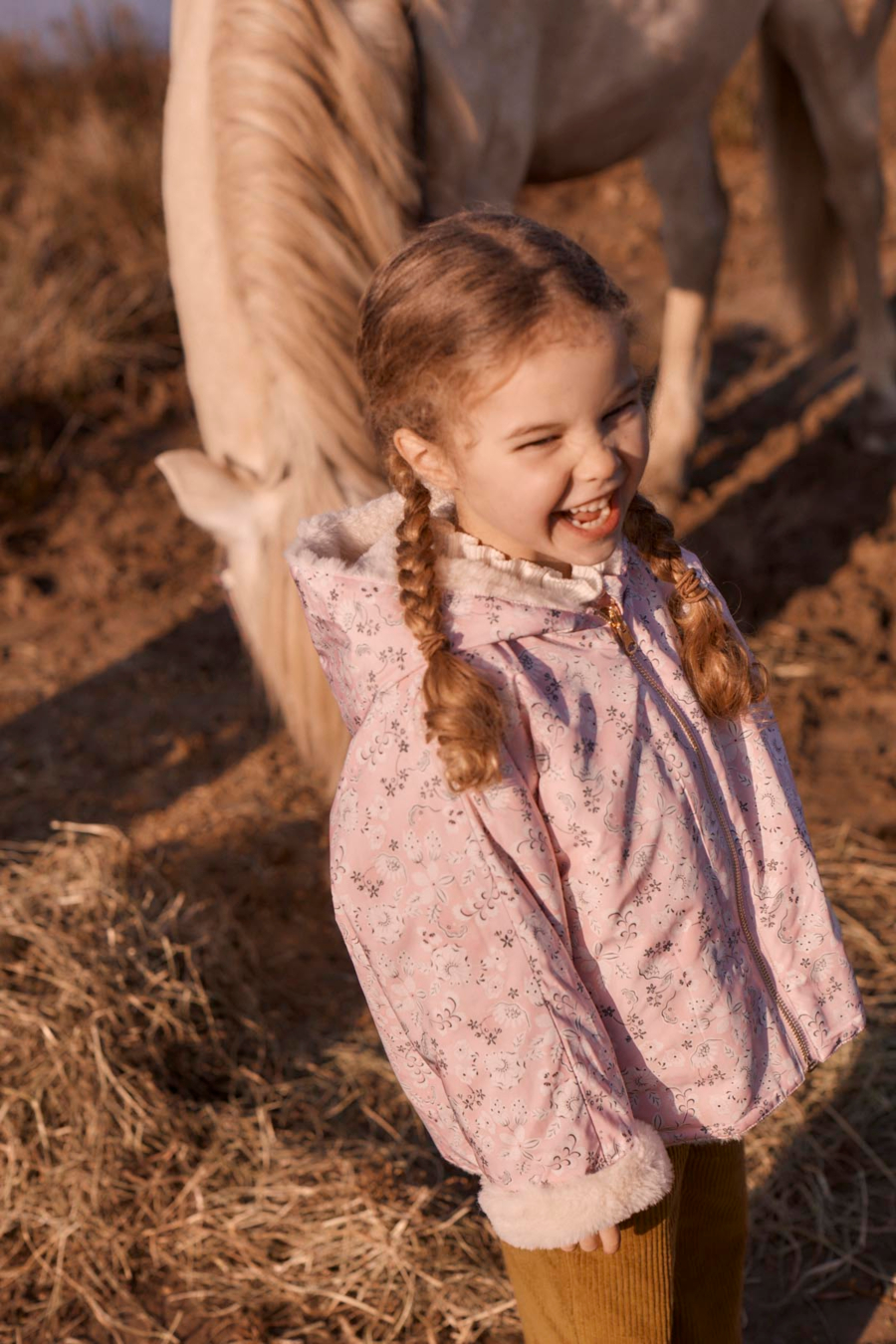 LOUISE MISHA CAPE EZI CLOUD 루이스미샤 26AW