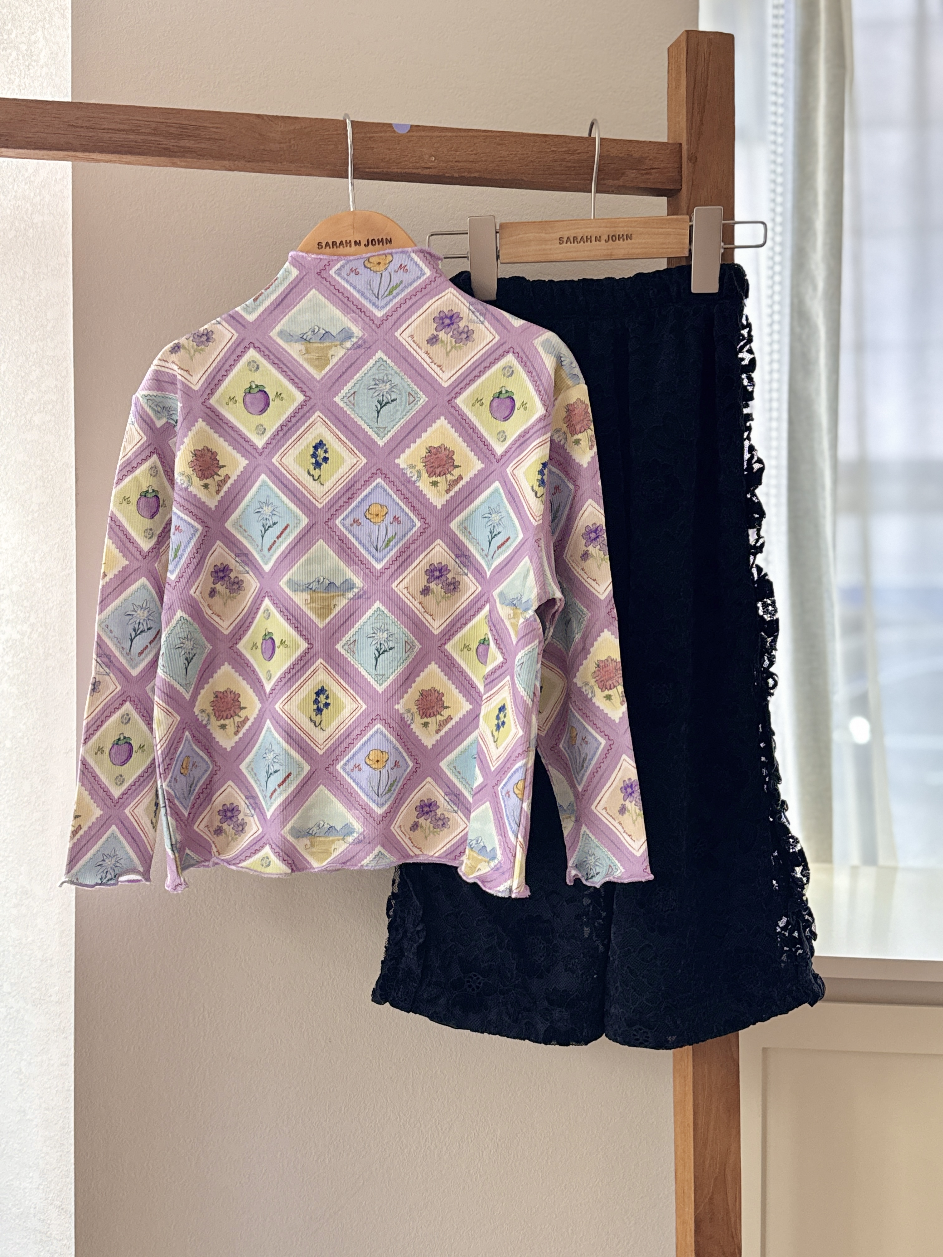 MAISON MANGOSTAN POSTCARD CANALE T-SHIRT LILAC 메종망고스탄 26AW