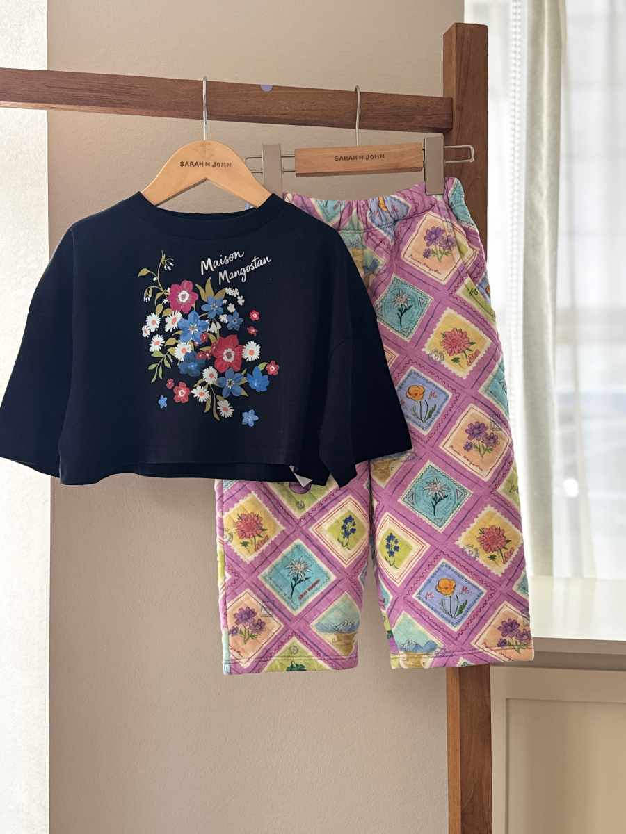 MAISON MANGOSTAN FLORECITAS T-SHIRT BLACK 메종망고스탄 26AW