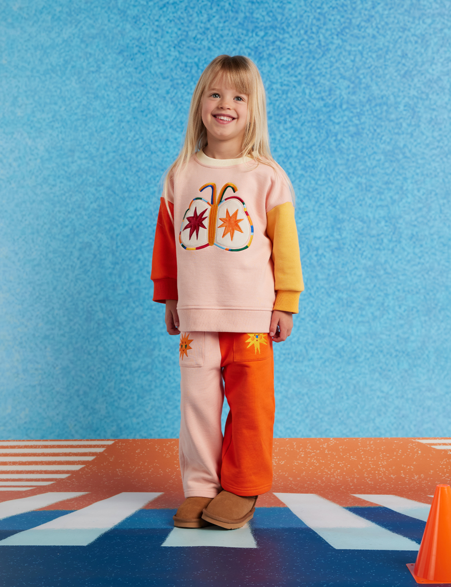 HALCYON NIGHTS Fleece Appliqué Sweater Flutterby 헬시온나이츠 26FW