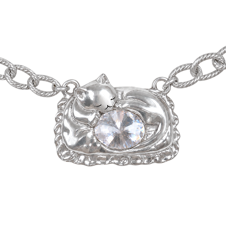 sleeping cat necklace