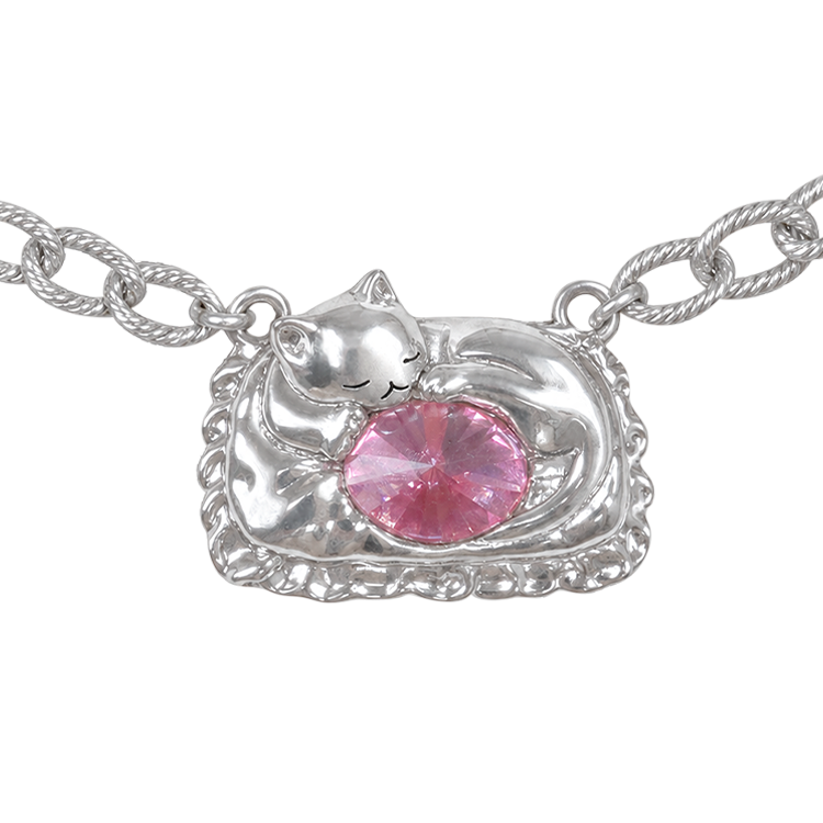 sleeping cat necklace
