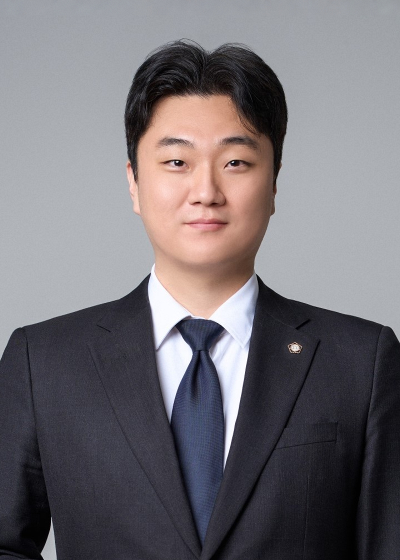 변호사 김광현