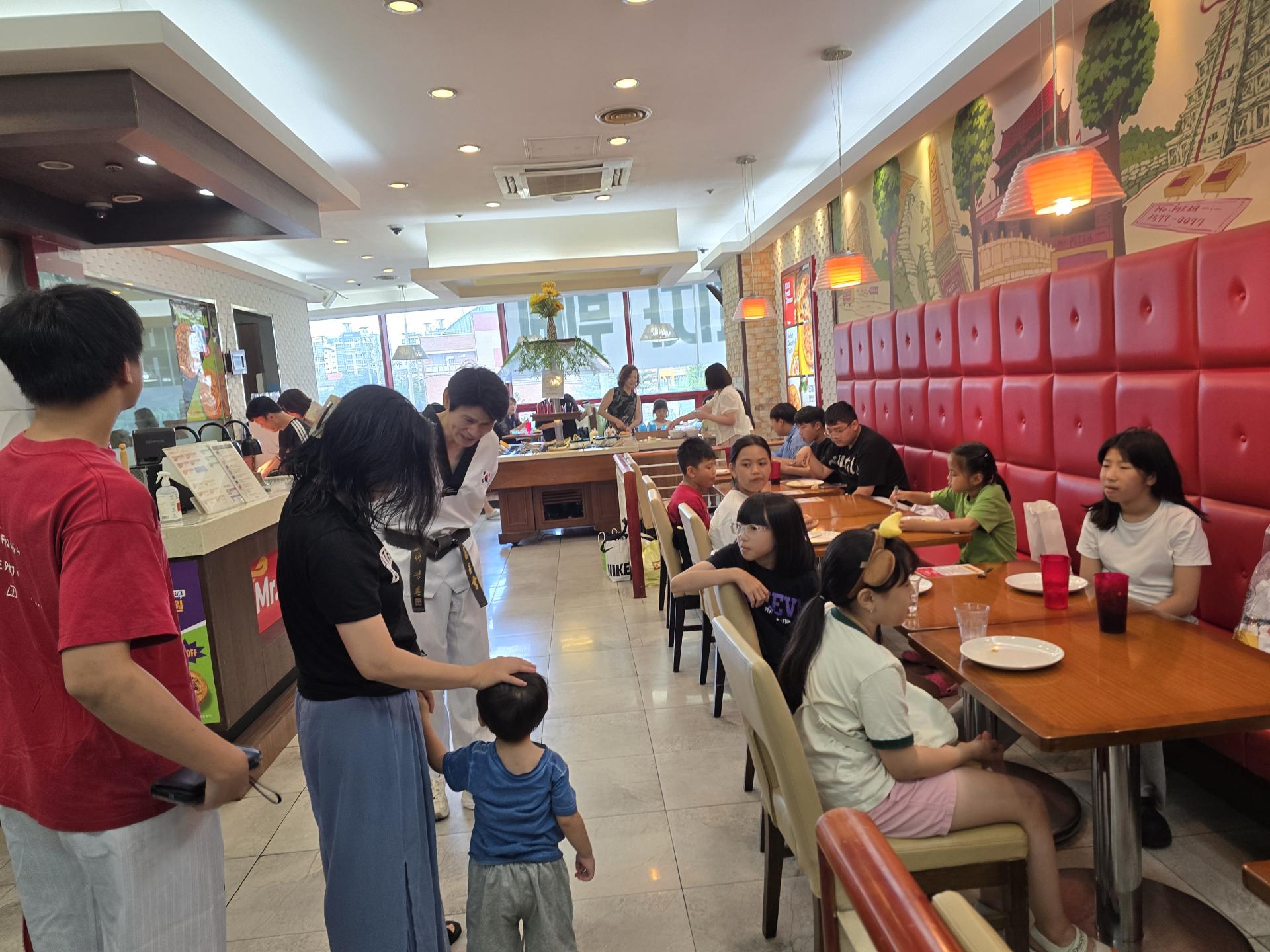 3eb60efd71c00.jpg