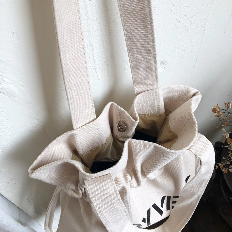 Berry Lettering Big Bag