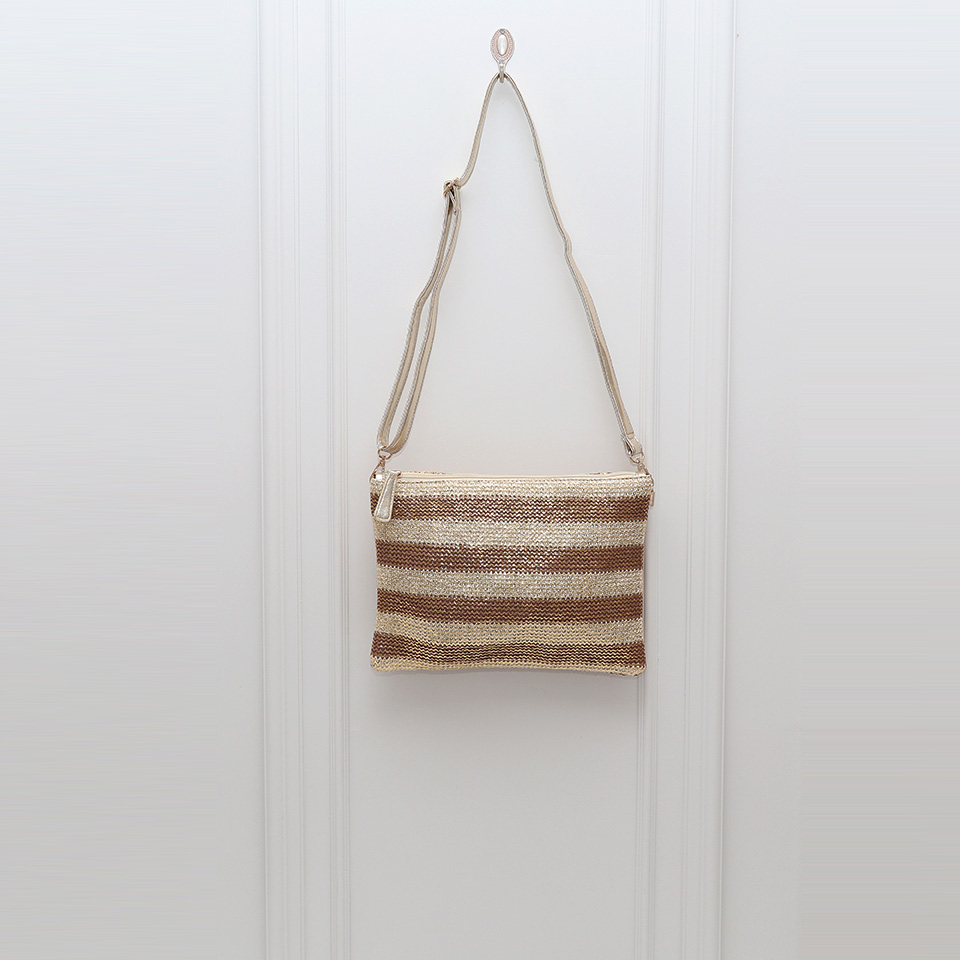 Silver striped rattan zipper cross clutch bag