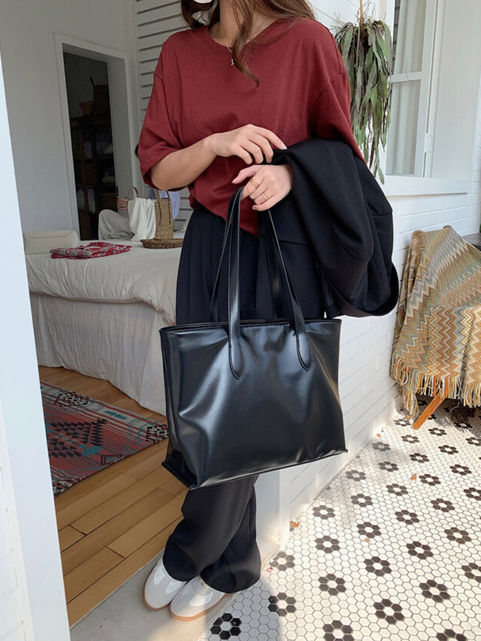 Glossy Square Big Shopper Bag (2 colors)