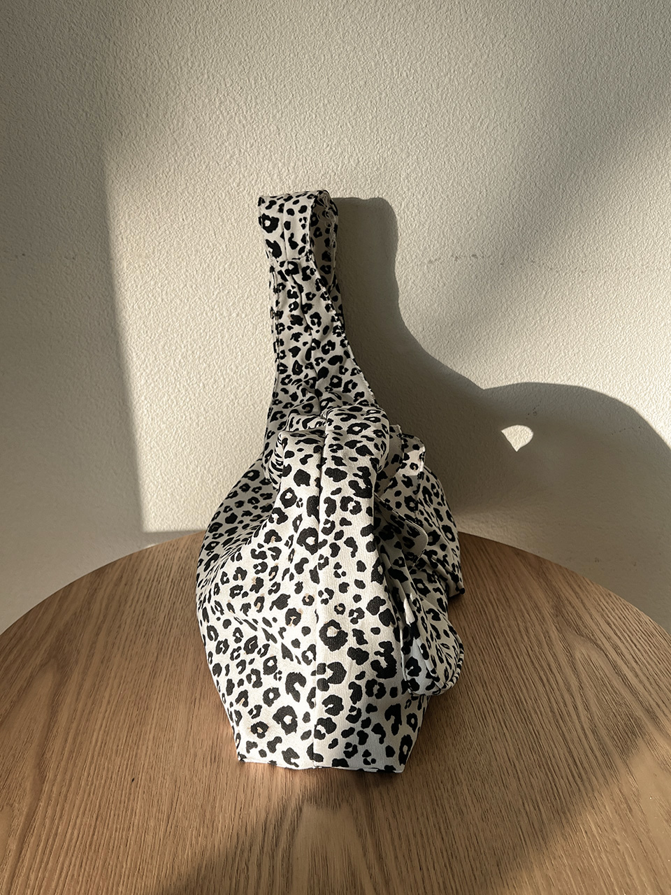 Leopard print 2-pocket cotton shoulder bag