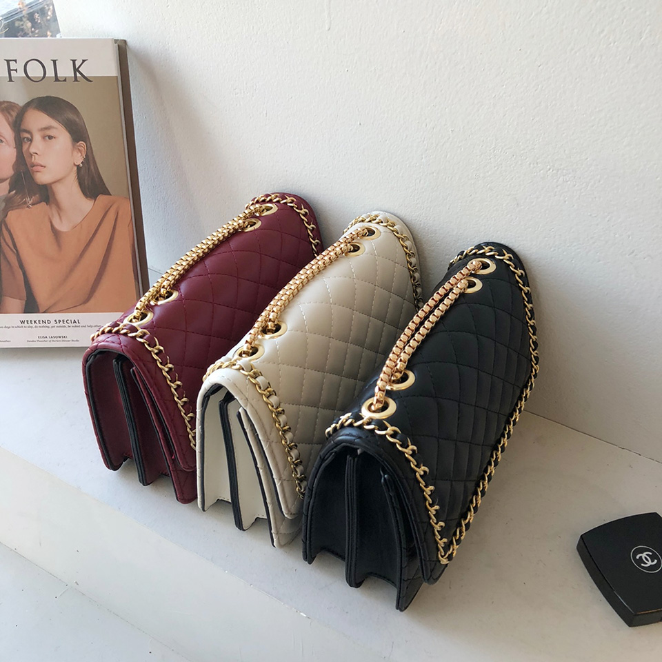 Quilted Square Chain Bag
