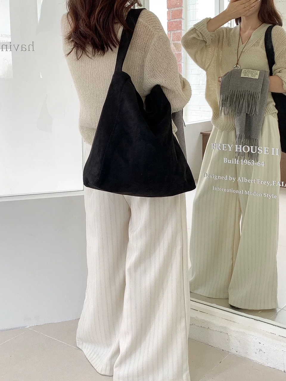 [A must-have for those who carry a lot of belongings] Suede Big Tote Bag/Shoulder Bag
