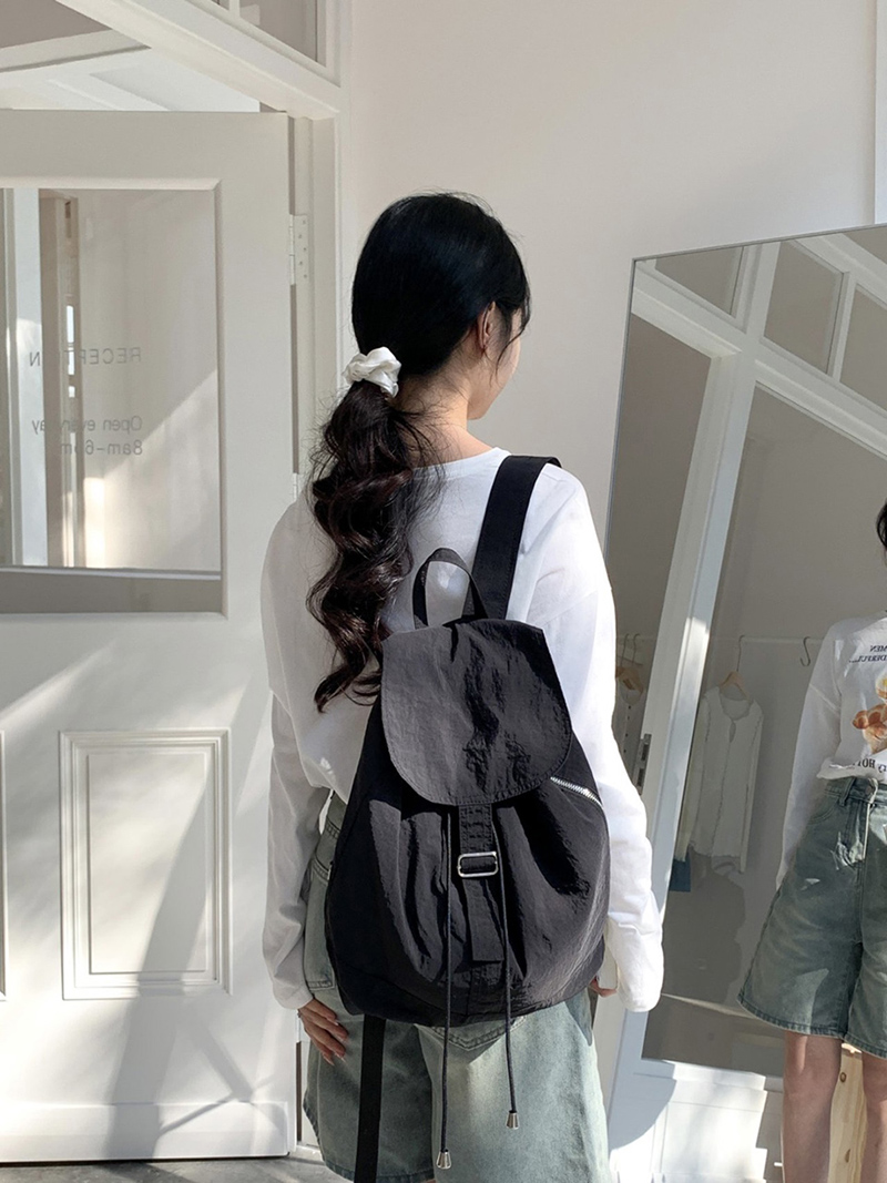 Buckle side zip-up nylon backpack (4 colors)