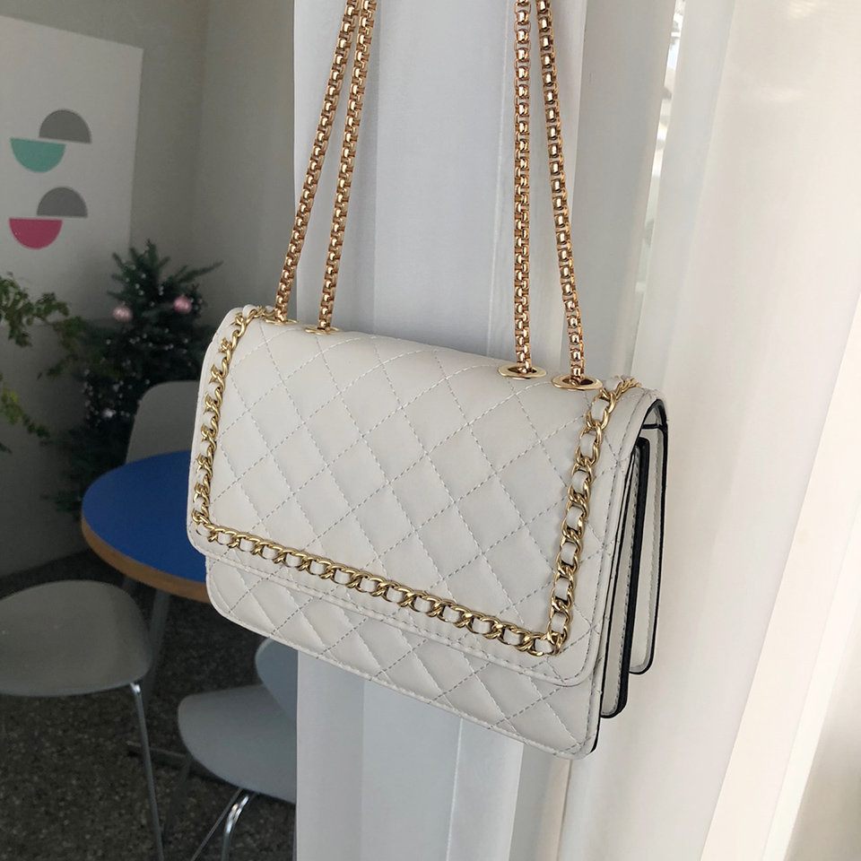 Quilted Square Chain Bag