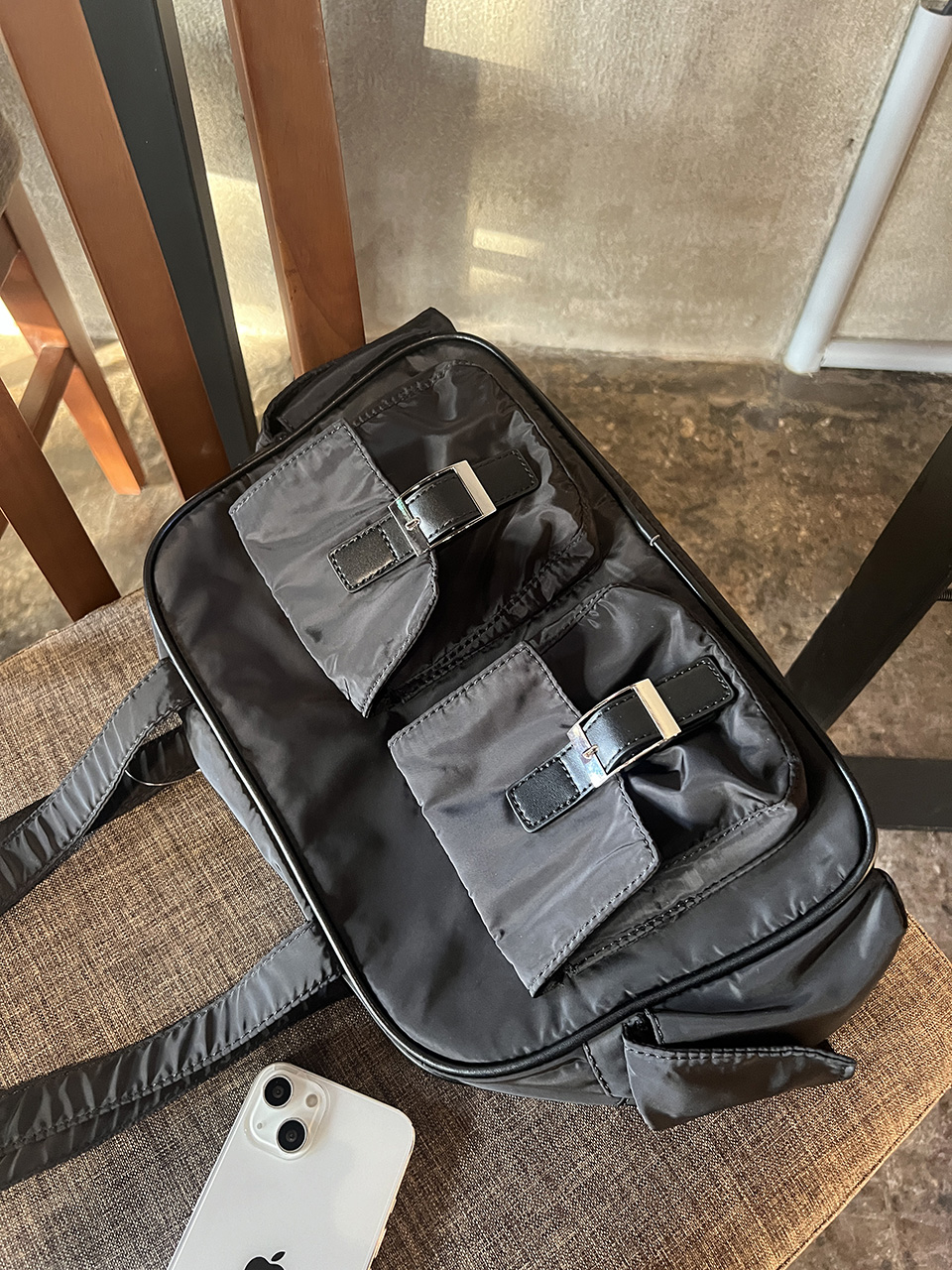 4-Pocket Nylon Shoulder Bag (4 colors)