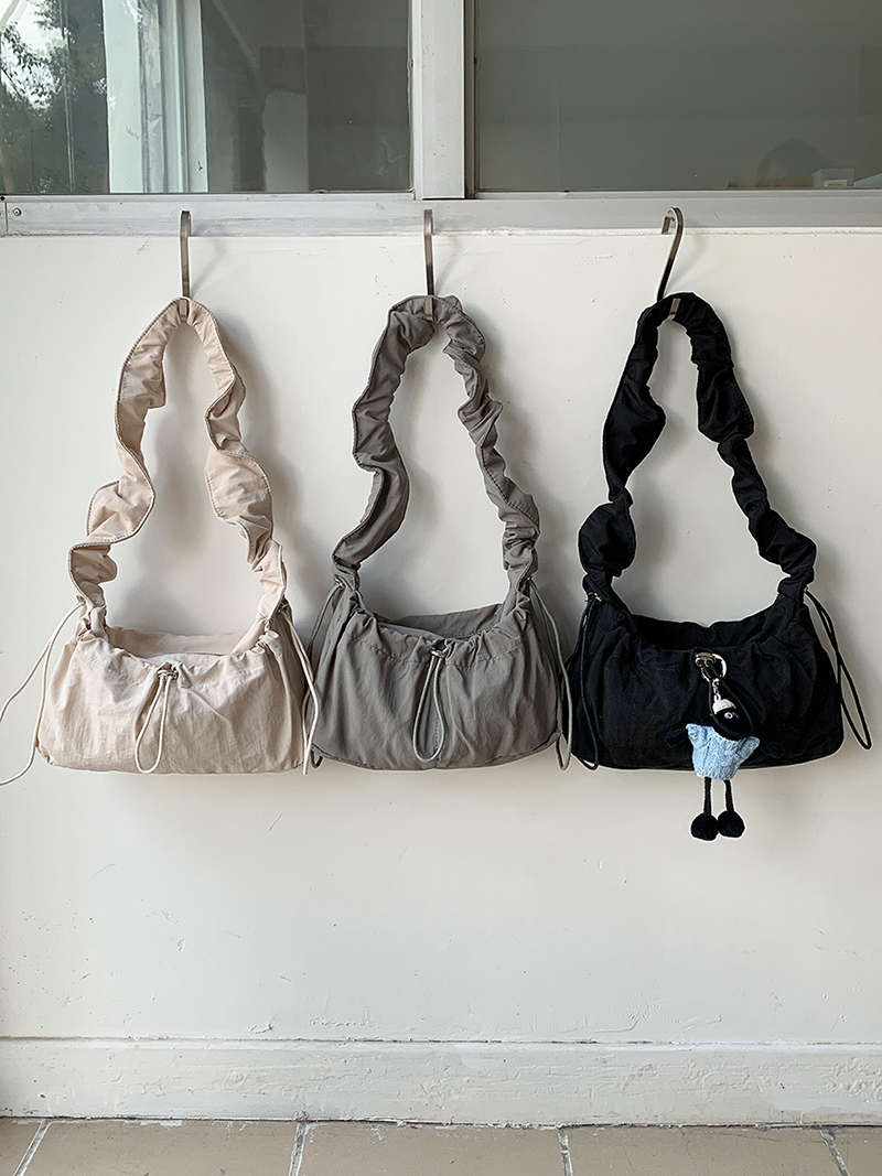 Shirring nylon pocket string shoulder bag (3 colors)