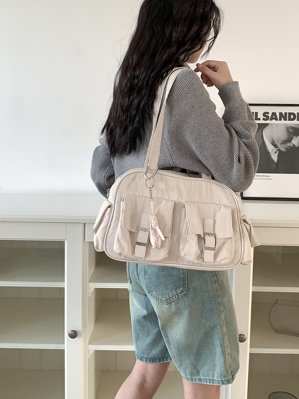 4-Pocket Nylon Shoulder Bag (4 colors)