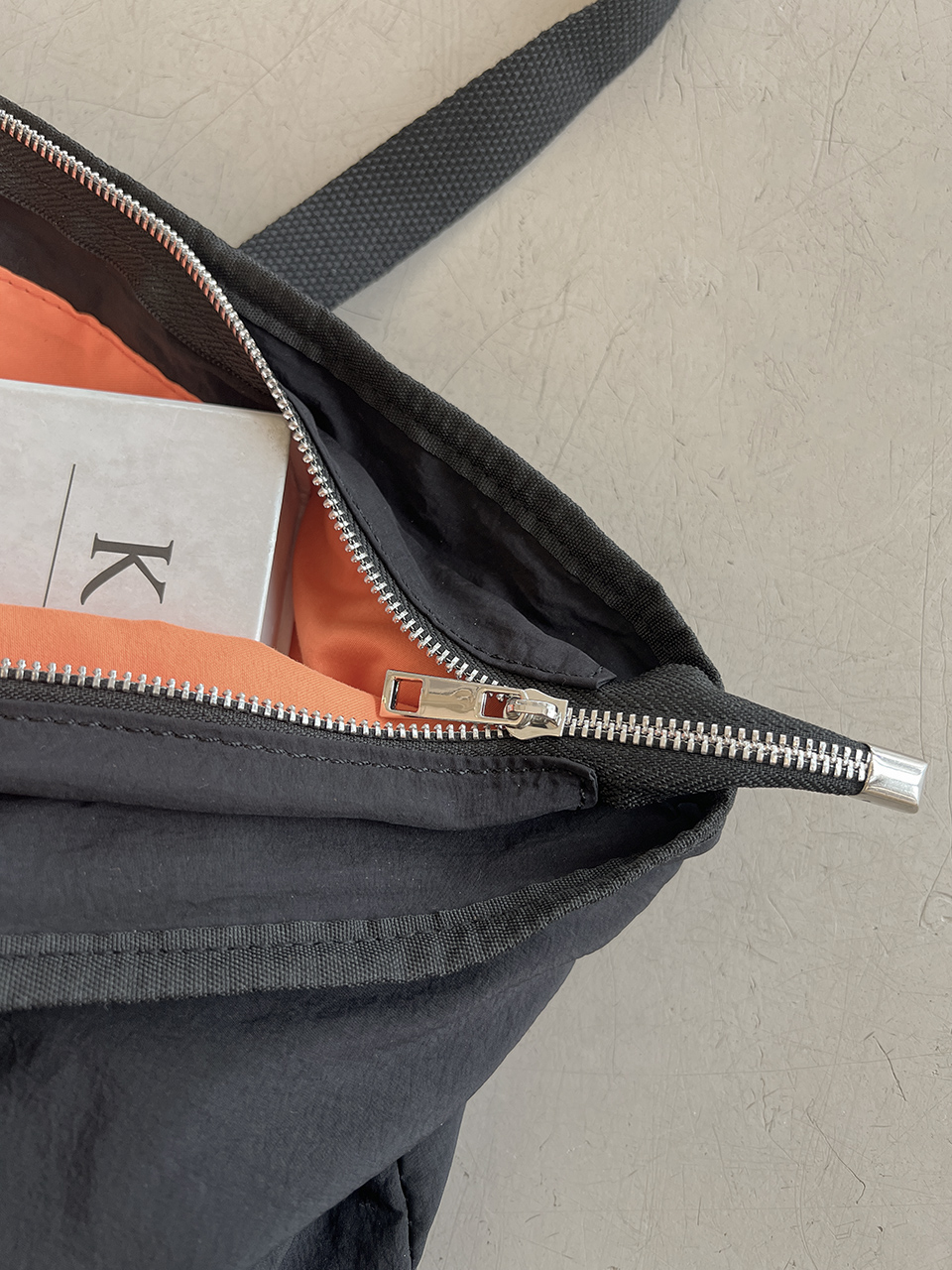 Buckle nylon shoulder bag