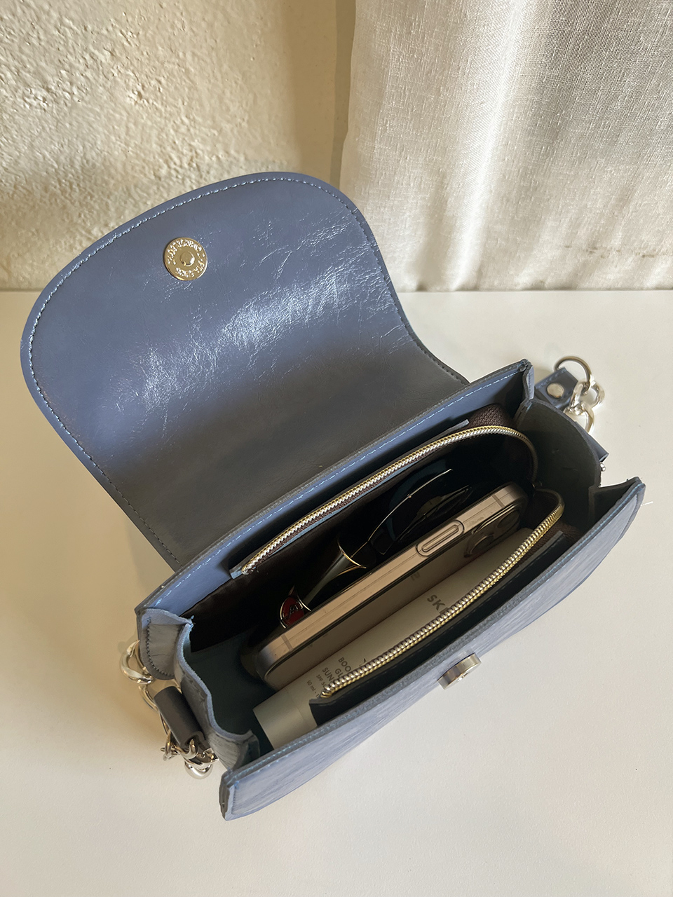 Cracked Leather Chain Mini Shoulder Bag
