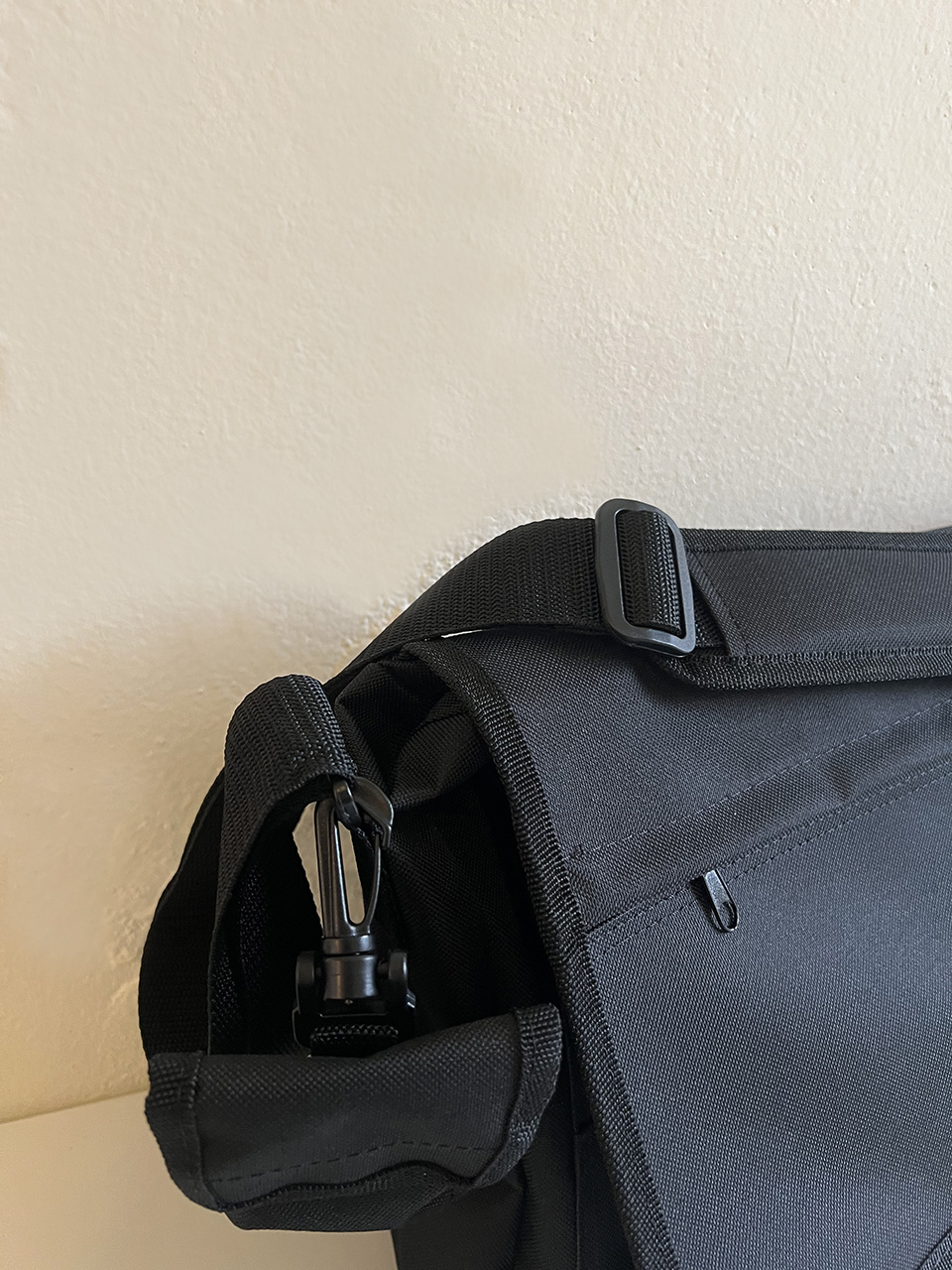 Large Messenger Bag (2 colors)