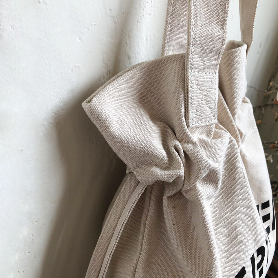 Berry Lettering Big Bag