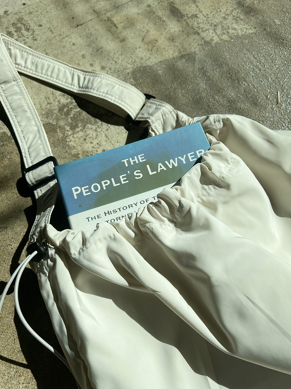 L Nylon Shirring String Big Shoulder Bag