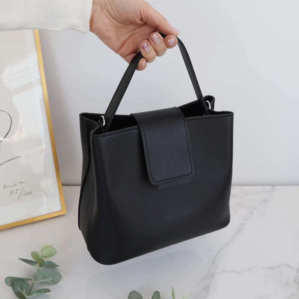 Lucas Mini Cross Shoulder Bag