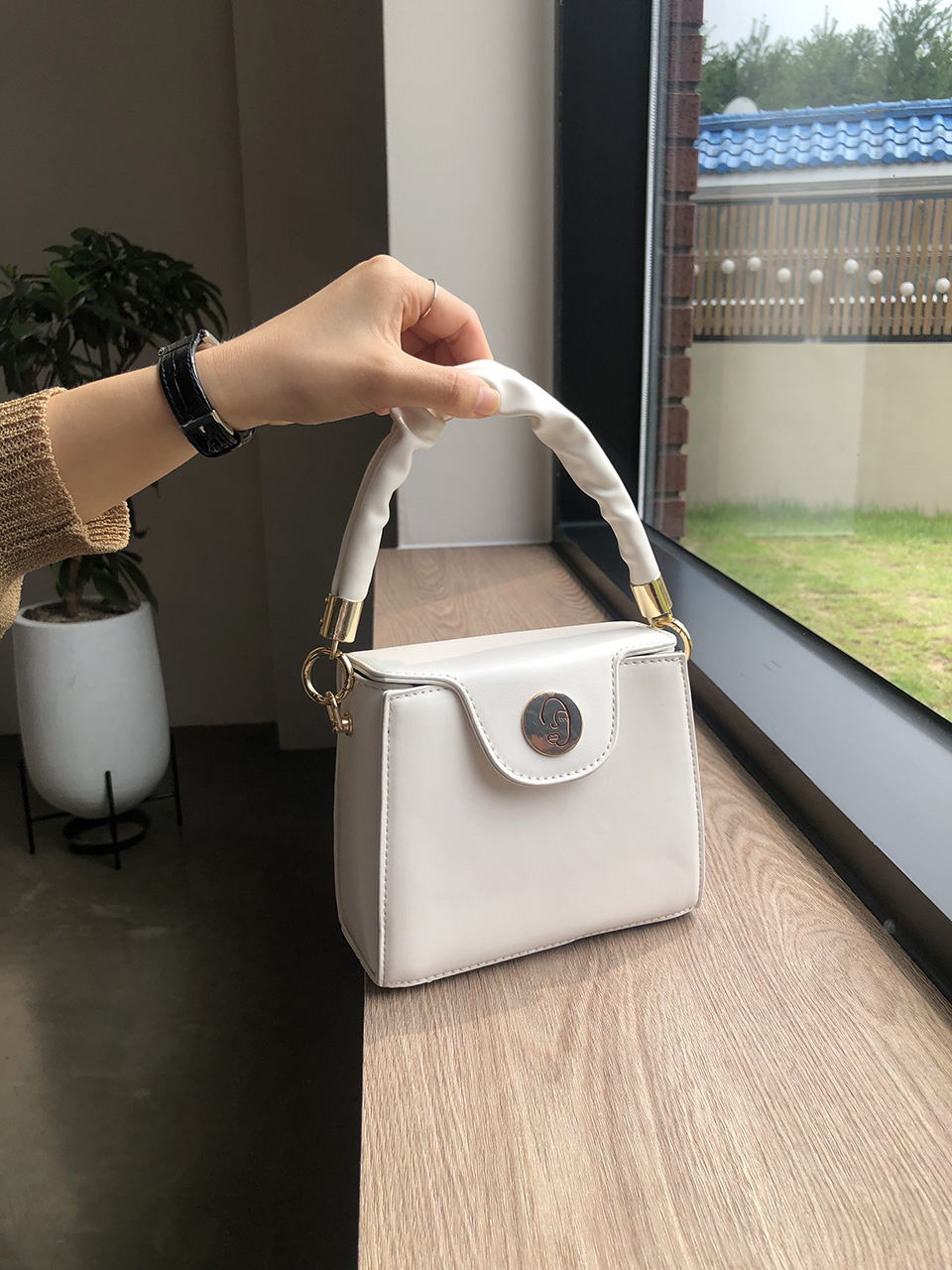 Face Shirring Mini Square Chain Crossbody Bag
