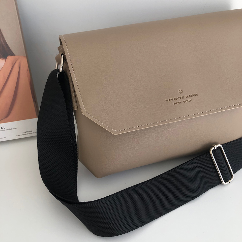 Wide Crossbody Bag (3 colors)