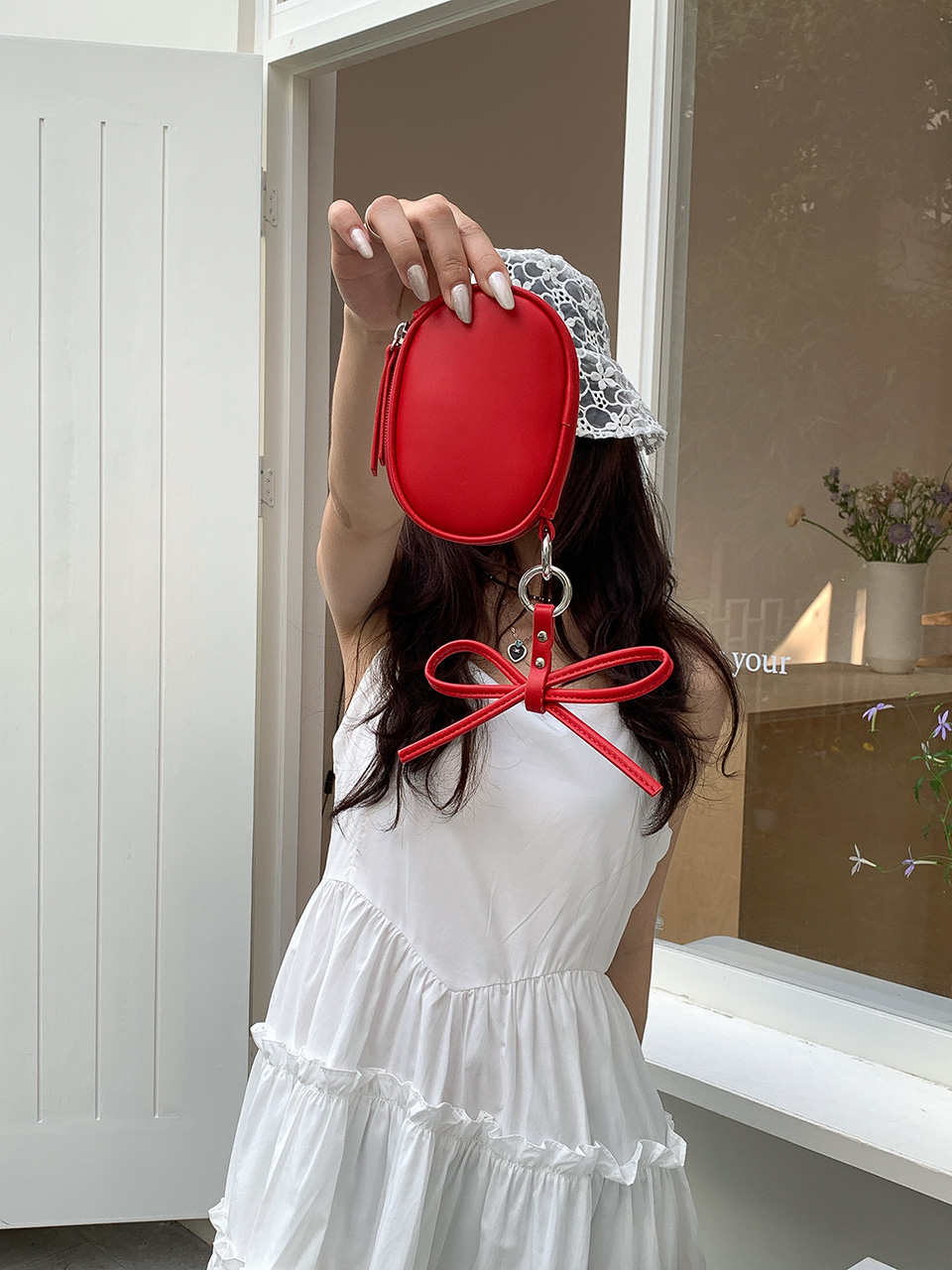Ribbon ball pearl chain mini cross bag