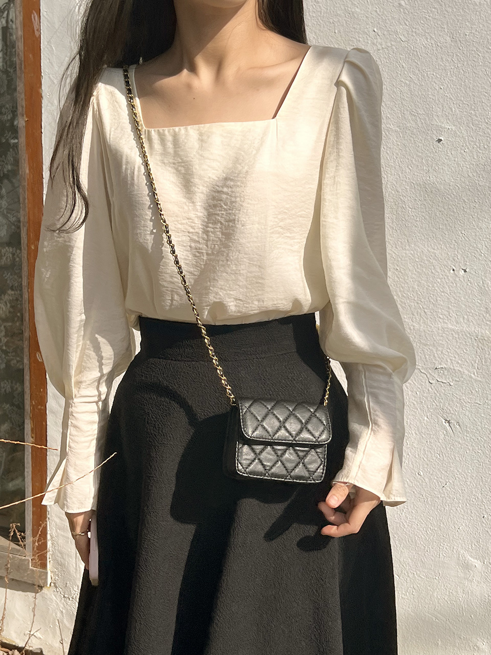 Lotia Quilted Mini Chain Crossbody Bag (2 colors)