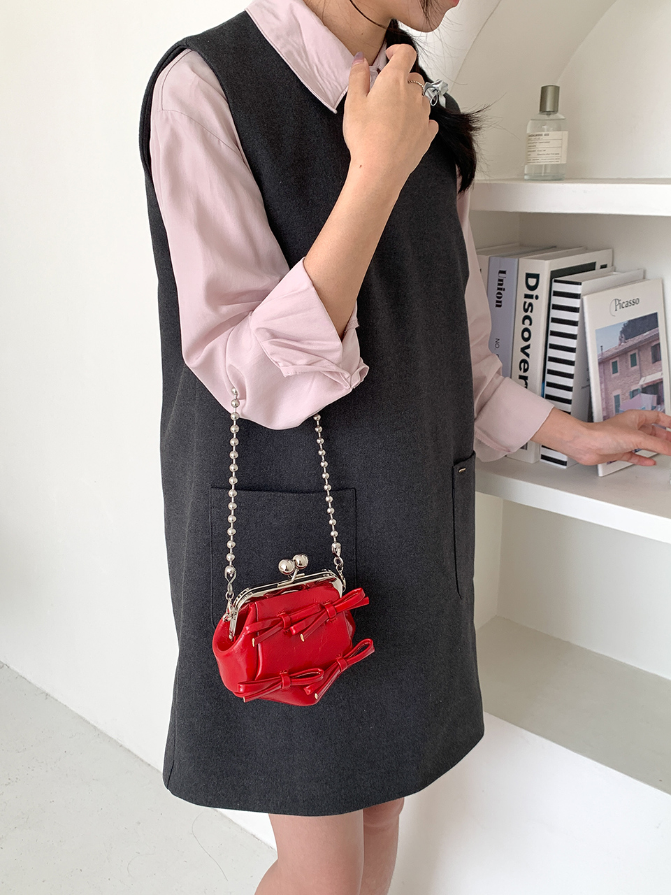 Ribbon 2-Way Chain Mini Crossbody Bag (2 Strap Types)