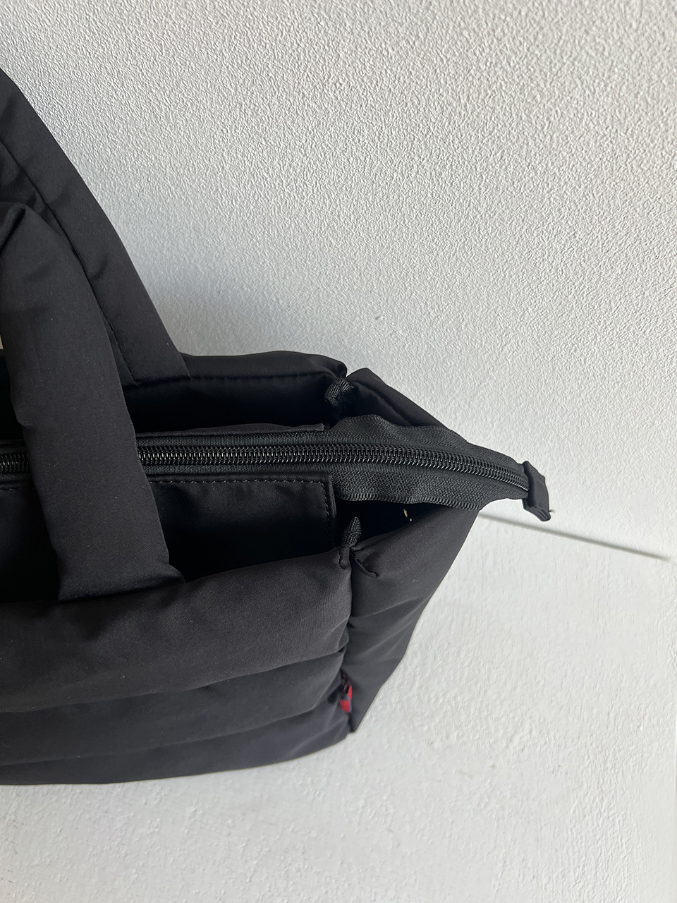 High-pressure quilted mini Boston bag