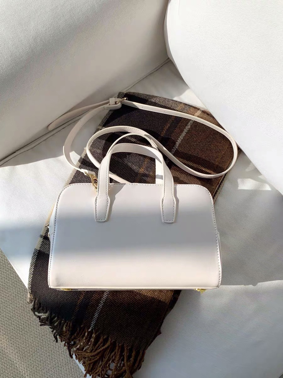 Square zip-up leather tote bag (4 colors)