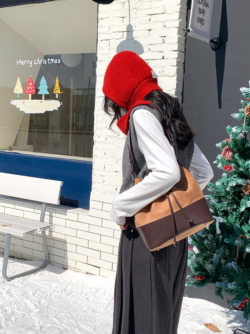 Suede Buckle Leather Bucket Bag/Shoulder Bag