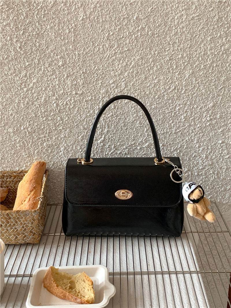 Crack Square Buckle Tote Bag (3 colors)