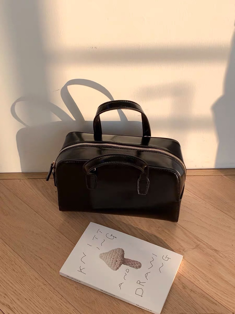 Square zip-up leather tote bag (4 colors)