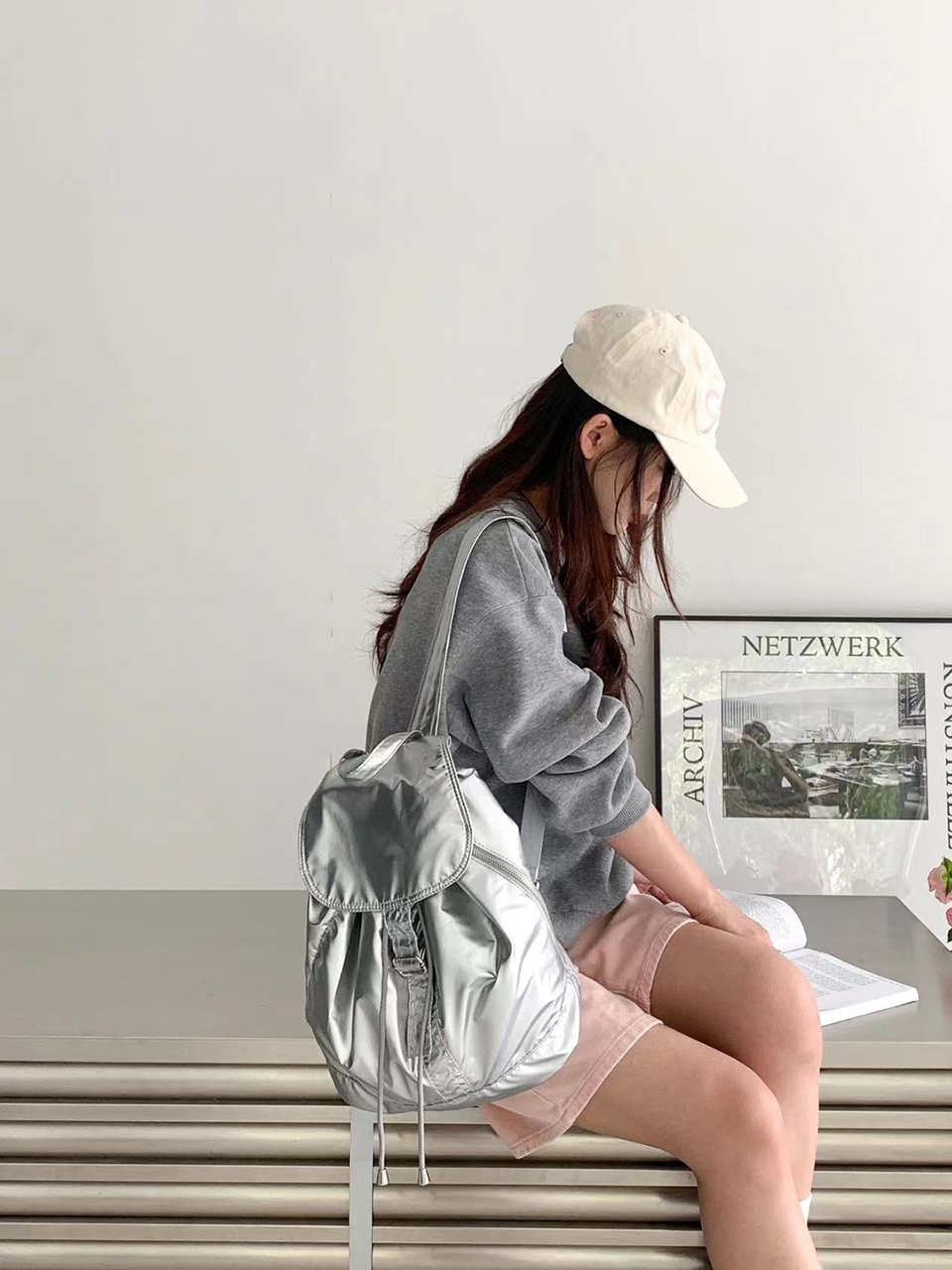 Metal buckle side zip-up nylon backpack (2 colors)