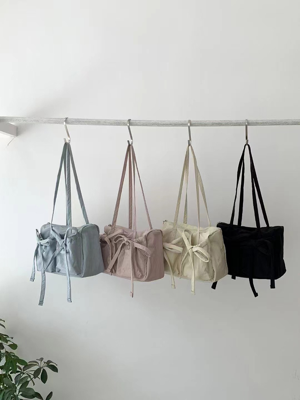 Ribbon Ballet Core Pocket Nylon Shoulder Bag (4 colors)